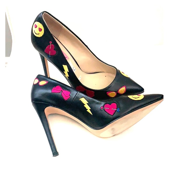 Betsey Johnson Shoes - Betsey Johnson Black heels 😎😊🌸🌸